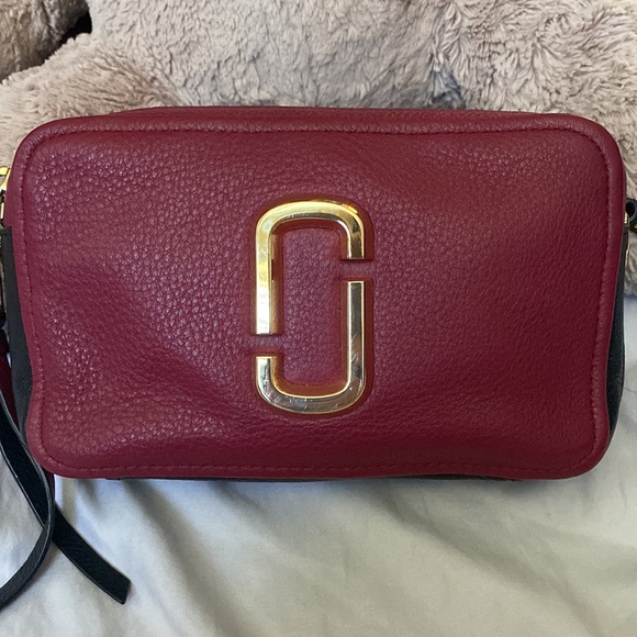 Marc Jocobs Soft Leather Crossbody - Picture 6 of 8